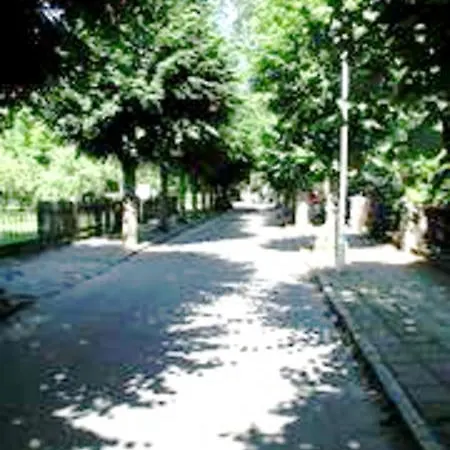 Ferienwohnung Lindenstra E 18 شقة